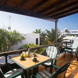 great-solarium-villa-in-puerto-del-carmen.puertodelcarmen-hotels.org/